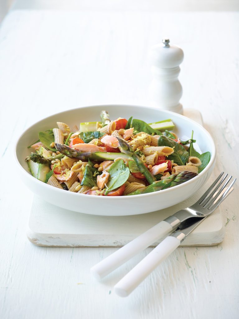 Salmon and asparagus pasta