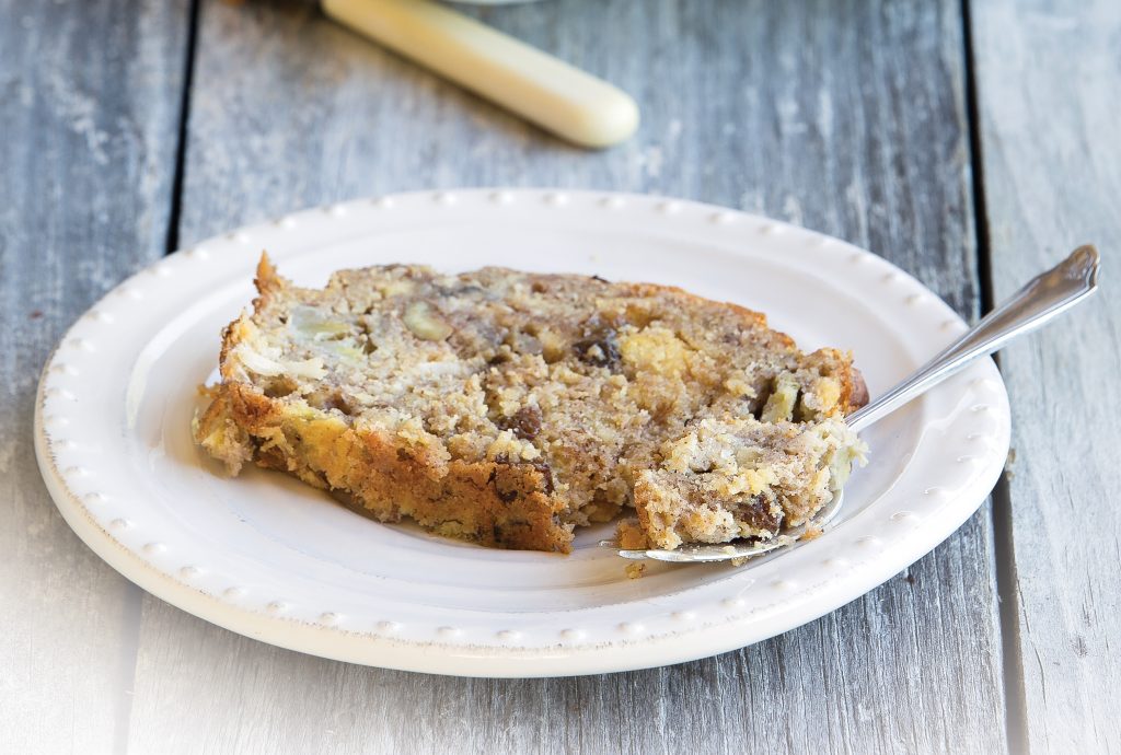 Banana, chocolate and raisin bread Banana, chocolate and raisin bread