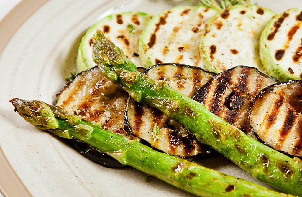 Barbecued asparagus and eggplant Barbecued asparagus and eggplant