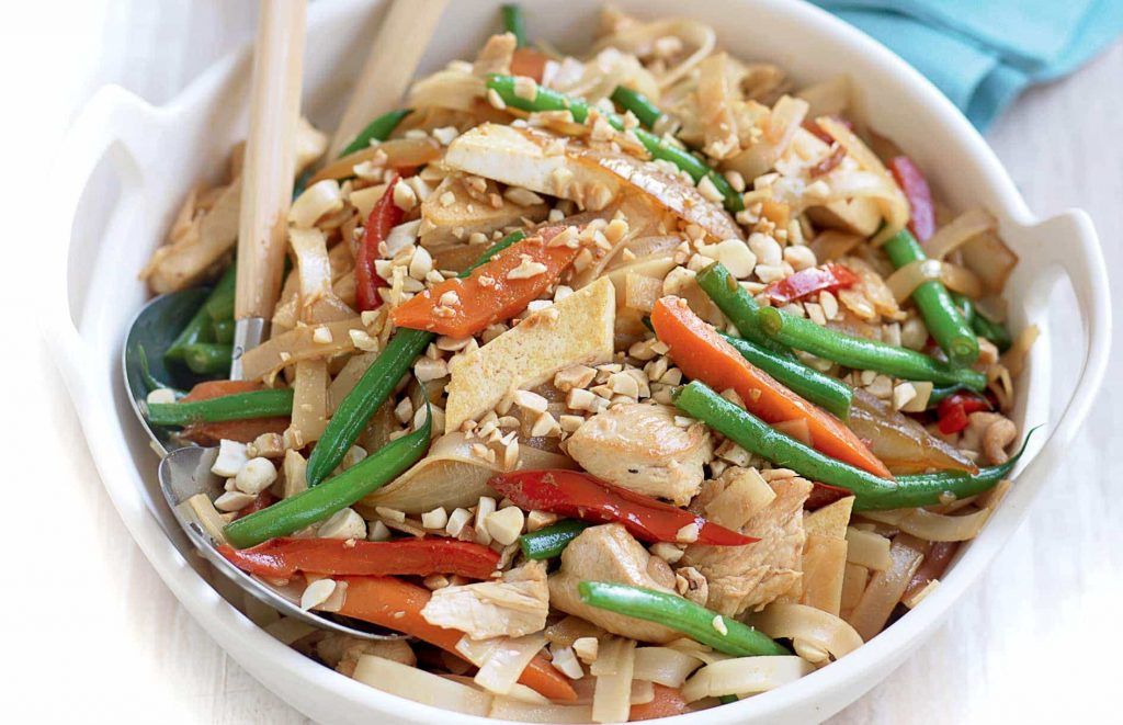 Chicken and tofu noodle stir-fry Chicken and tofu noodle stir-fry