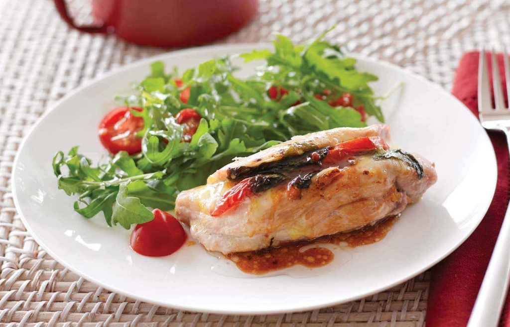 Chicken stuffed with mozzarella, basil and tomatoes Chicken stuffed with mozzarella, basil and tomatoes