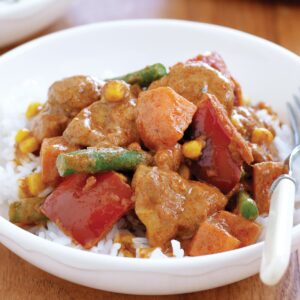 Creamy chicken and vegetable korma