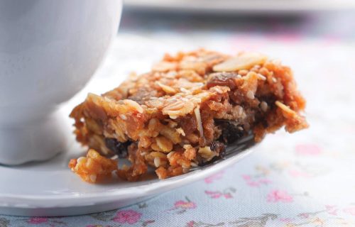 Fruit and nut muesli slice