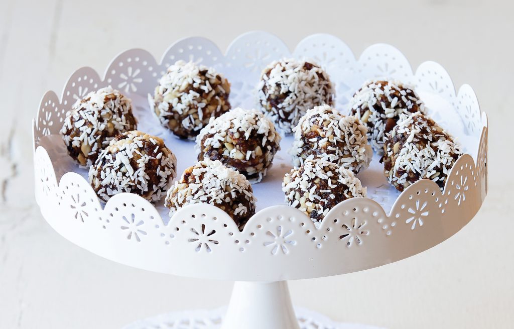Ginger and coconut balls Ginger and coconut balls