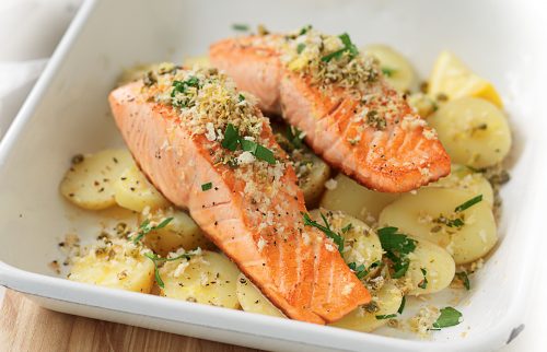 Grilled salmon with gremolata crumbs