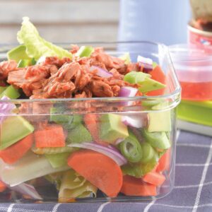 Lunchbox salad with tuna