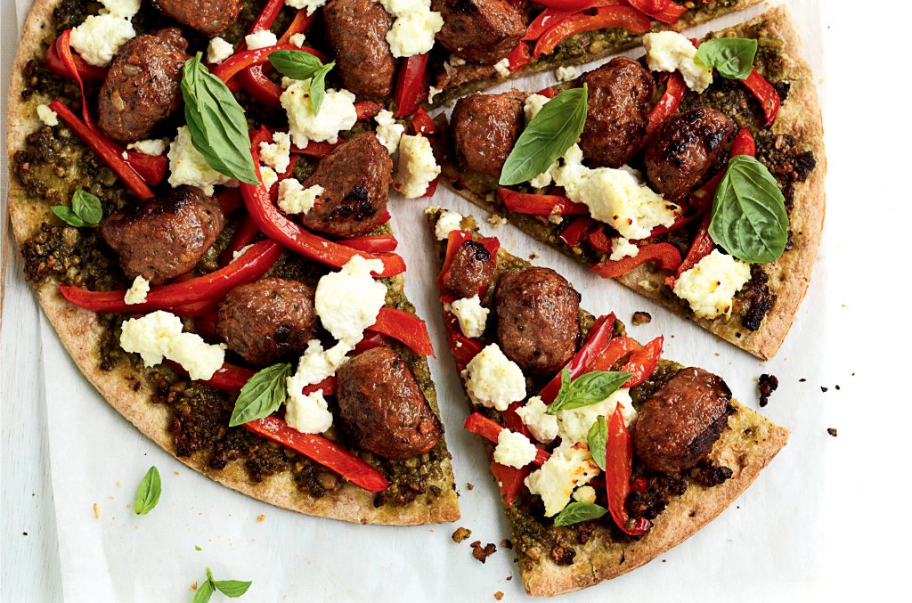 Meatball pesto pizza Meatball pesto pizza