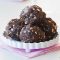 Peanut and cocoa balls