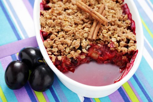 Plum crumble