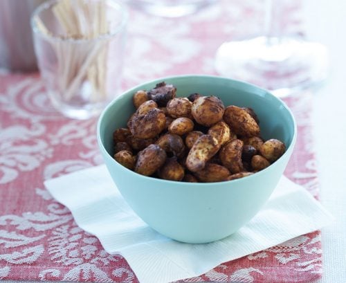 Savoury nuts