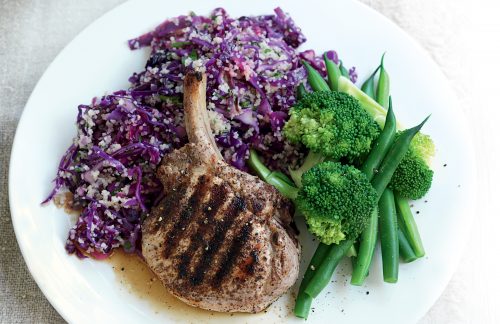 Spiced pork with red cabbage, bulgar and parsley salad