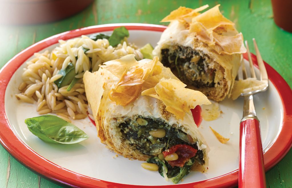 Spinach, sun-dried tomato and parmesan filo rolls Spinach, sun-dried tomato and parmesan filo rolls