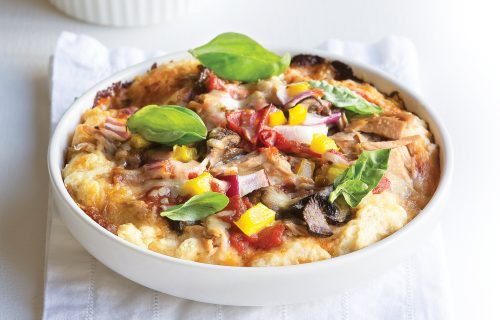 Tuna deep-pan pizza