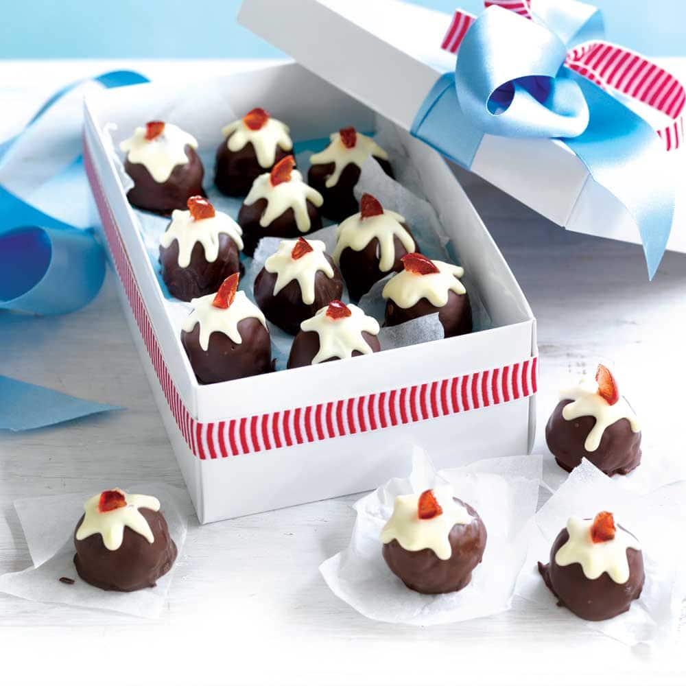 Chocolate Christmas pudding truffles