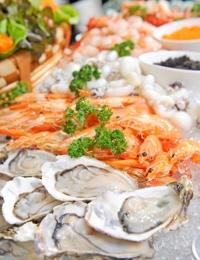 Mercury in seafood, health benefits of tea and vinegar