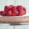 Raw strawberry cake