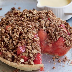 Apple and strawberry crumble tart