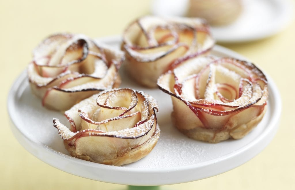 Apple rose tarts Apple rose tarts