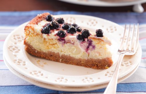 Baked lemon cheesecake