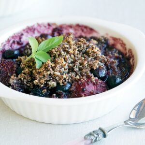 Berry almond quinoa crumble