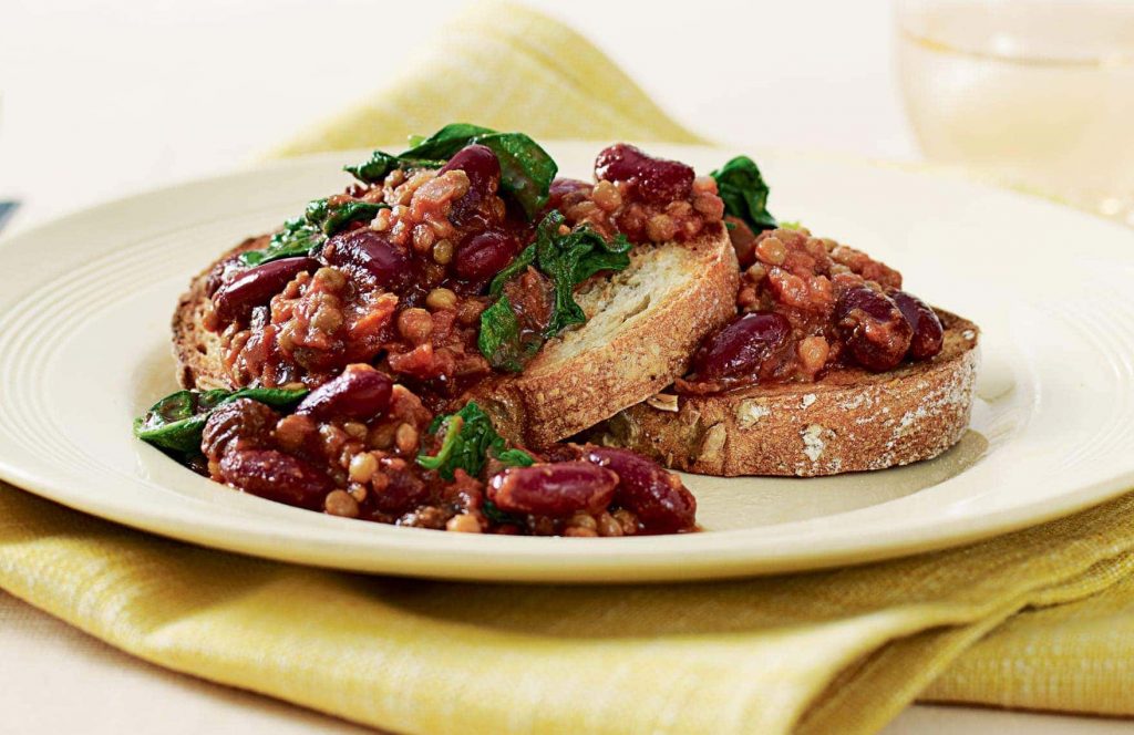 Chilli beans and lentils on toast Chilli beans and lentils on toast