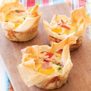 Egg and bacon picnic pies