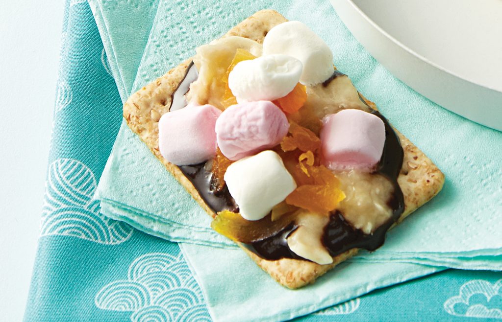 Microwave tutti fruity s’mores Microwave tutti fruity s’mores