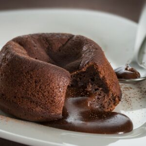 Molten chocolate cakes