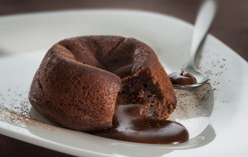 Molten chocolate cakes