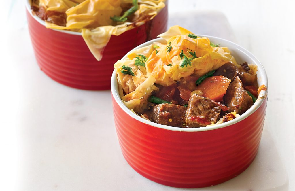 Tasty beef and vege pot pies Tasty beef and vege pot pies