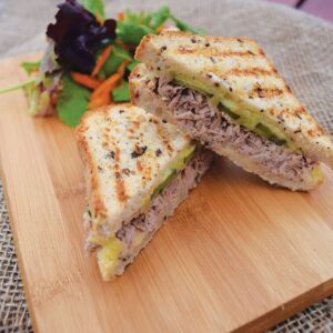 Cheesy tuna melt