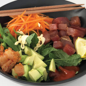 Tuna avocado poké bowl
