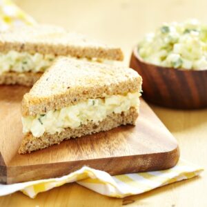 How to make egg sandwiches healthier