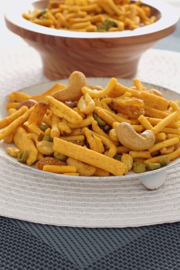 Ask the experts: Pre-dinner snacks - Healthy Food Guide