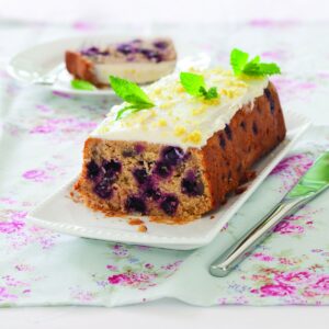 Blackcurrant almond yoghurt cake