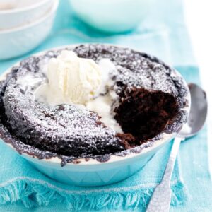 Chocolate self-saucing pudding