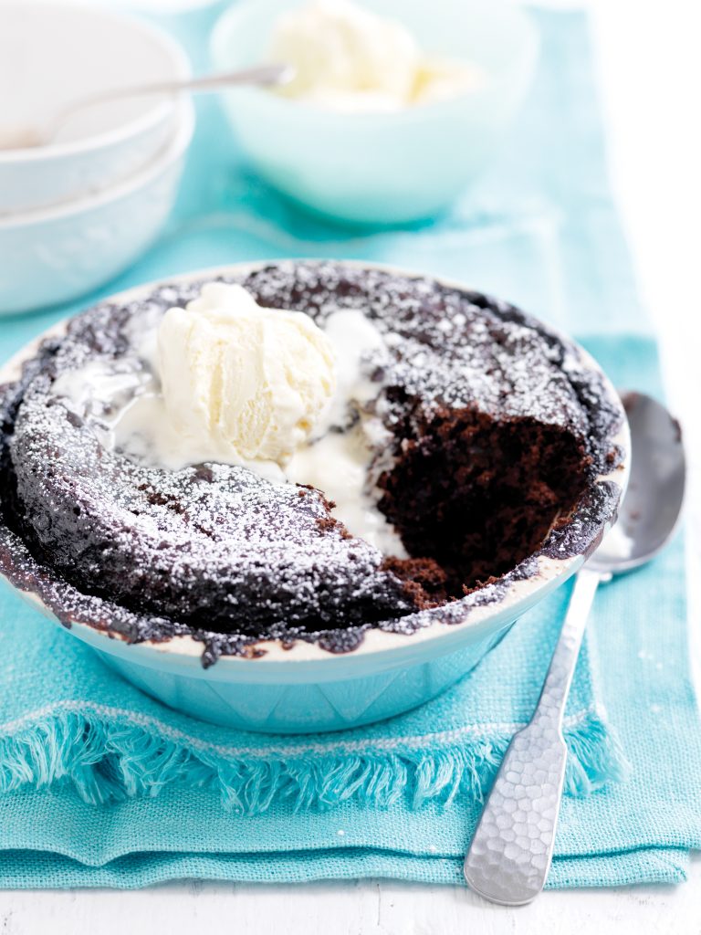 Chocolate self-saucing pudding Chocolate self-saucing pudding