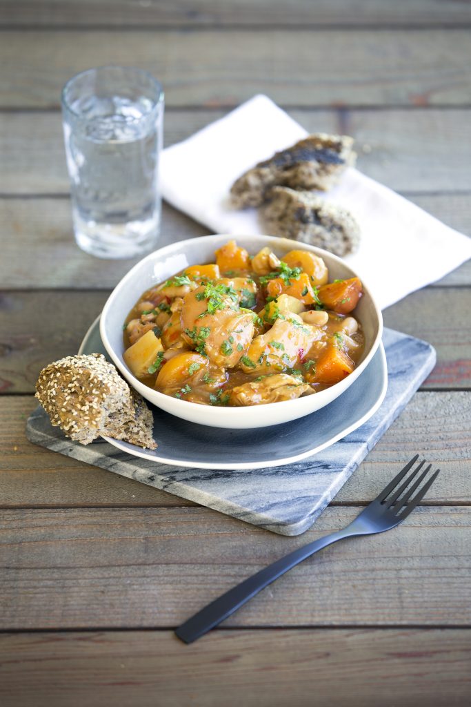 Chunky chicken, bean and vege pot Chunky chicken, bean and vege pot