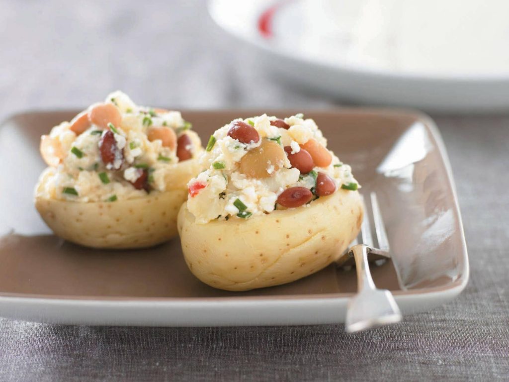 Cottage cheese and mixed bean stuffed potatoes Cottage cheese and mixed bean stuffed potatoes