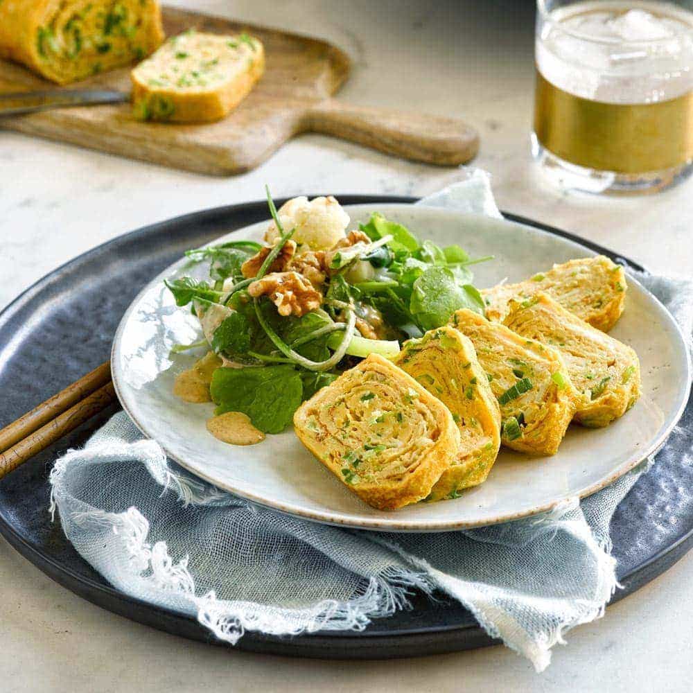 Egg roll with spring onion Egg roll with spring onion