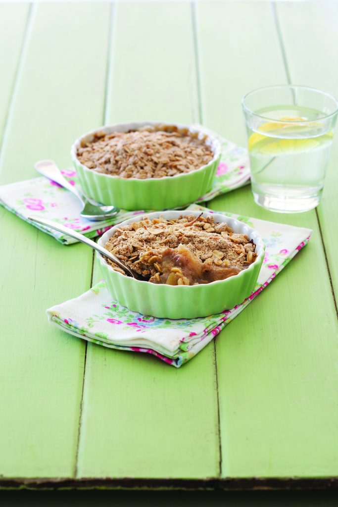 Easy spiced feijoa crumble Easy spiced feijoa crumble