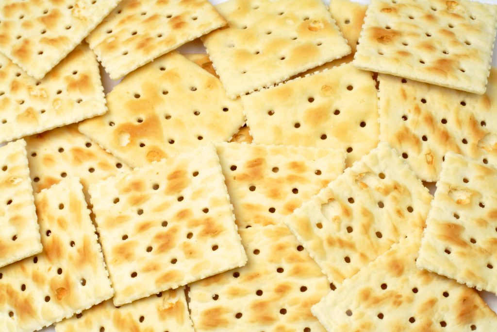 How to choose crackers Healthy Food Guide