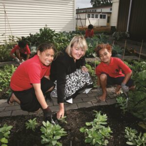 Kiwi kids learning from seed to fork