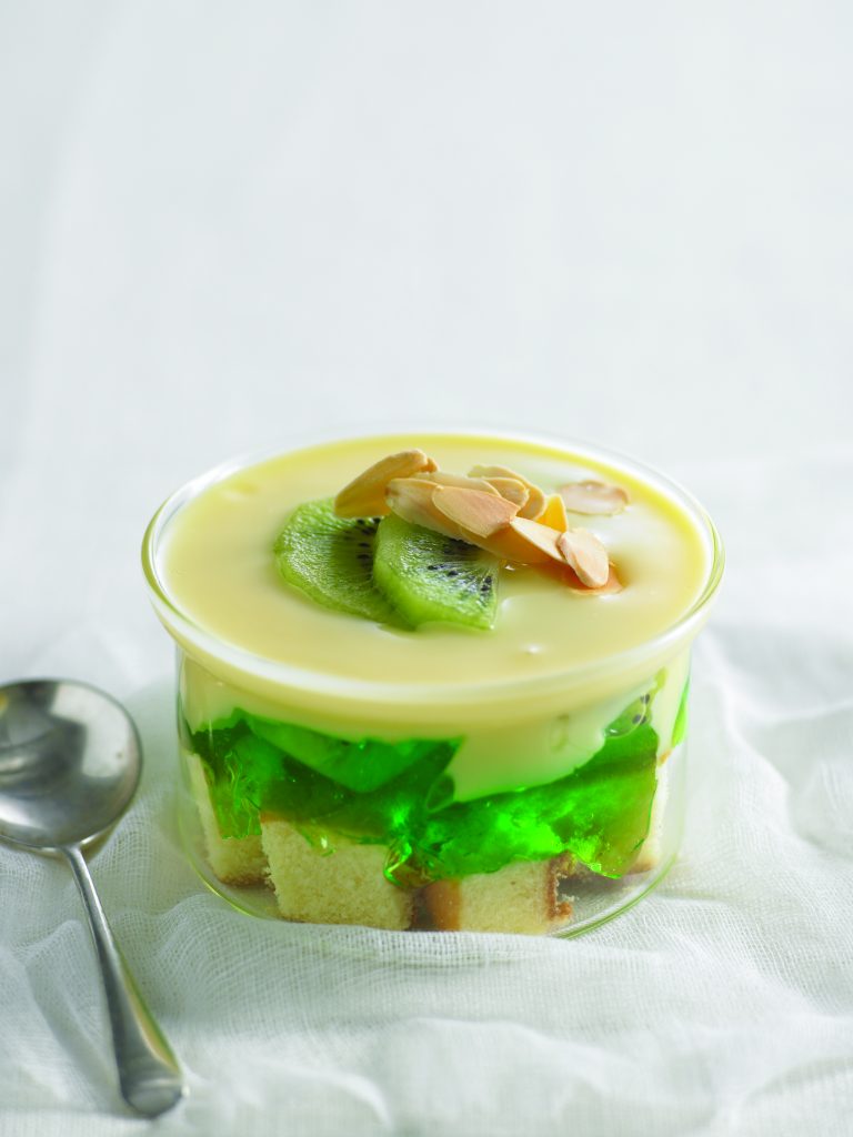 Kiwifruit trifle Kiwifruit trifle