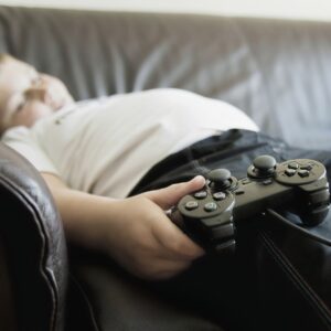 Less screen time, more ‘huff and puff’ for overweight kids