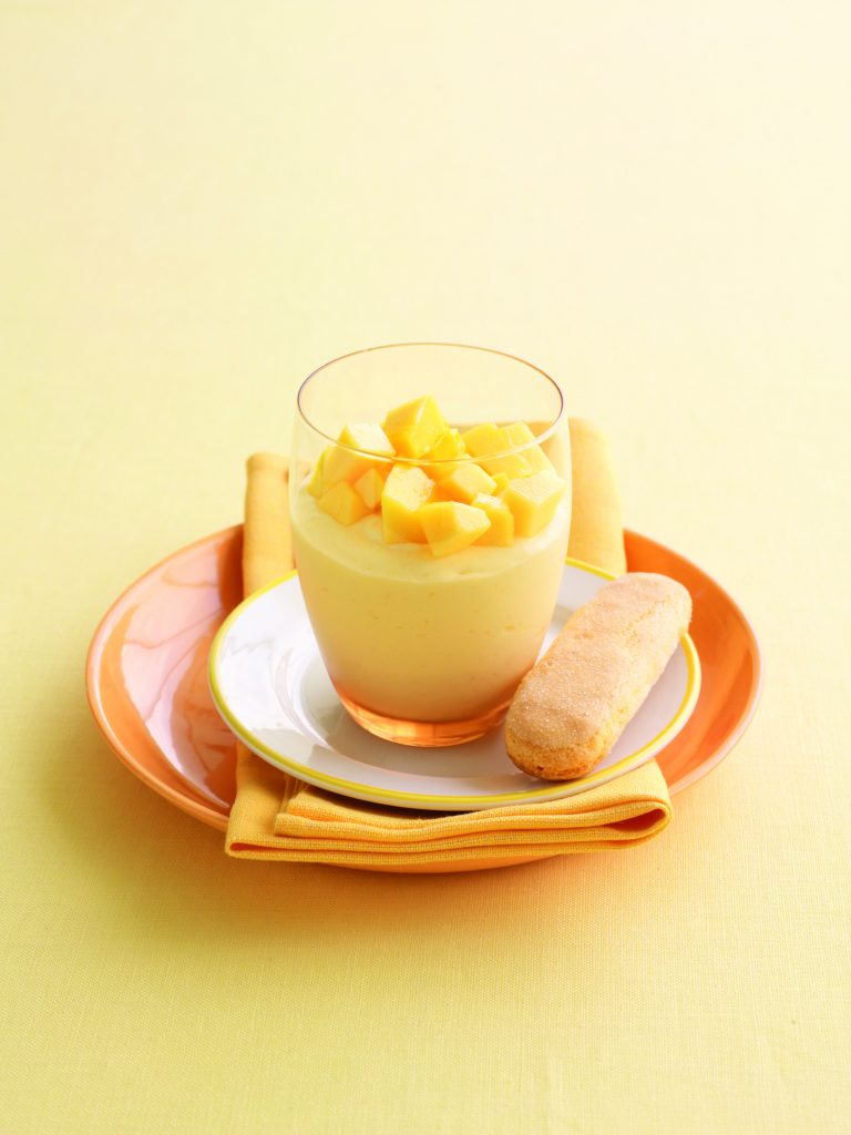 Mango yoghurt mousse Mango yoghurt mousse