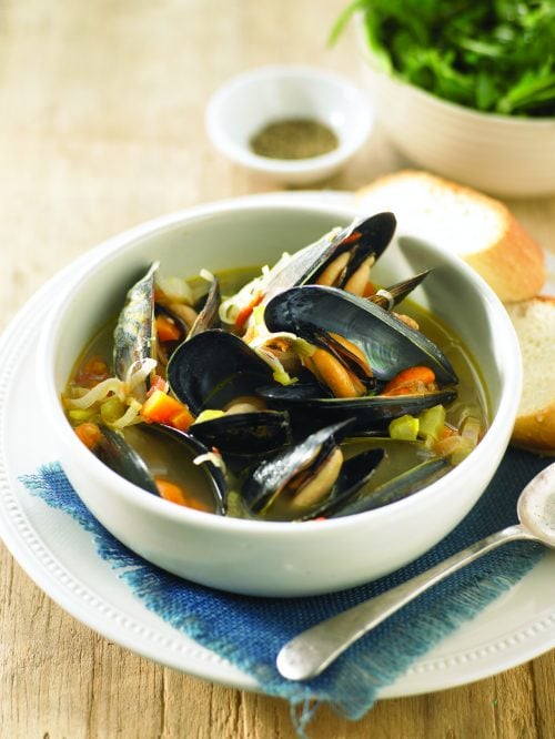 Mussels with leek and white wine sauce