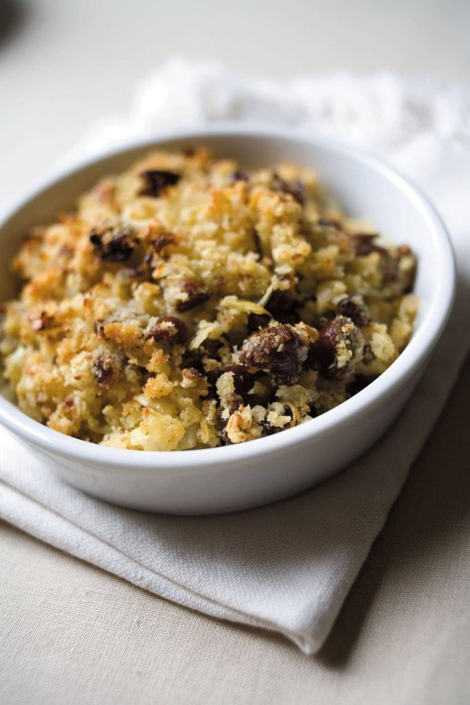 Onion and date herby stuffing Onion and date herby stuffing