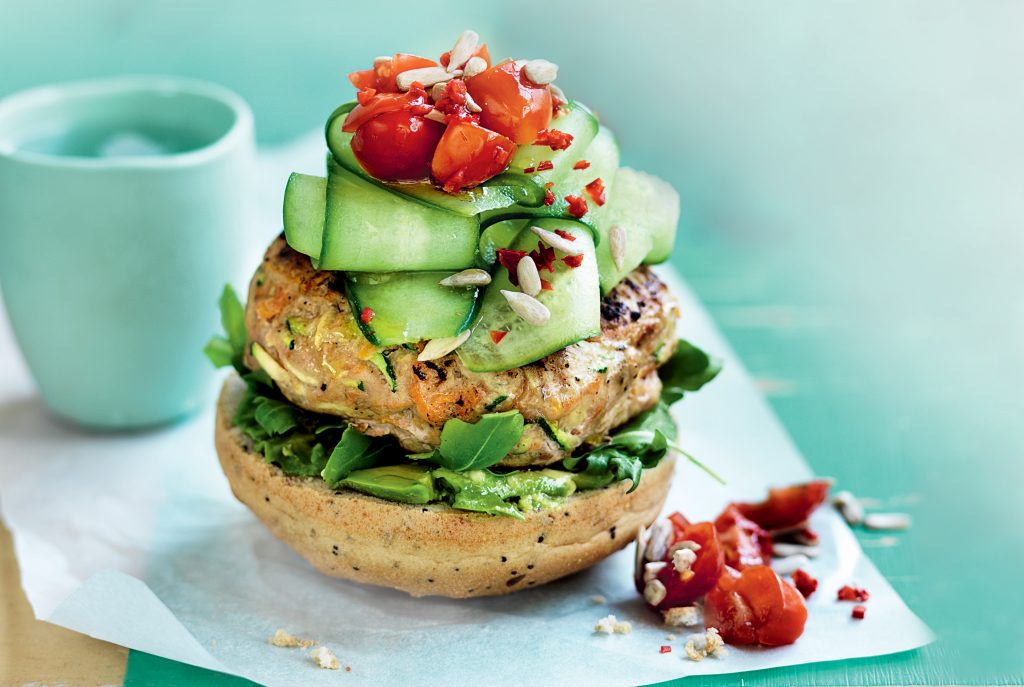 Open chicken burger with spicy tomato salsa Open chicken burger with spicy tomato salsa