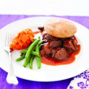 Open red wine beef pie, roasted garlic mash and balsamic beans